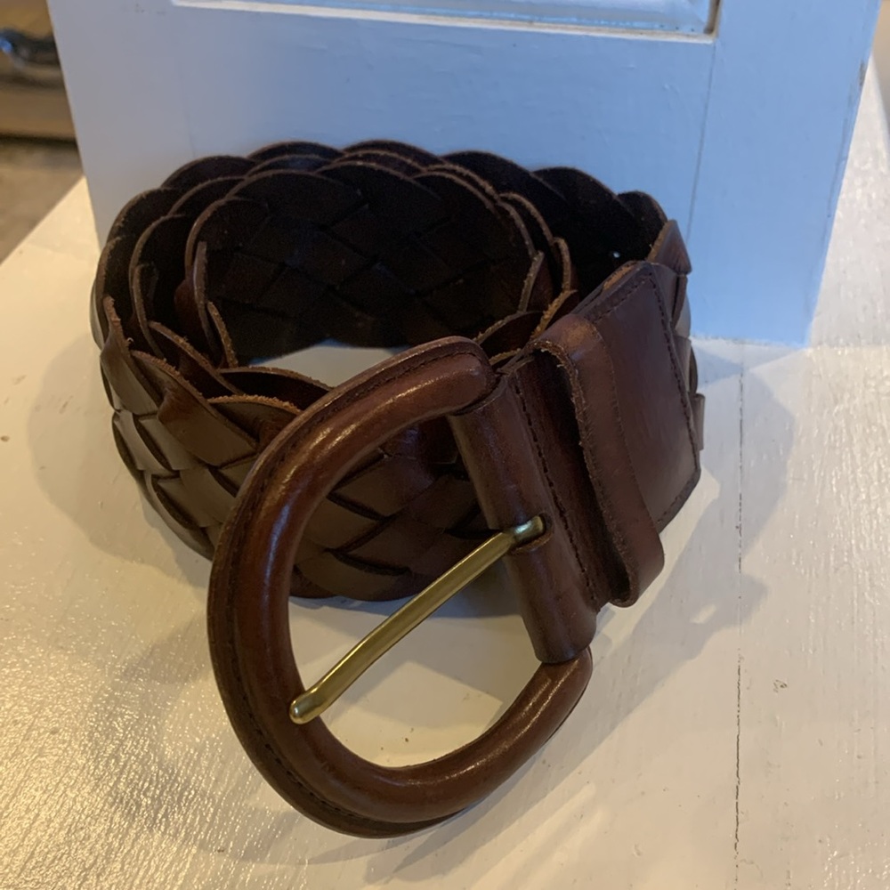Banana Republic Woman’s braided leather belt.